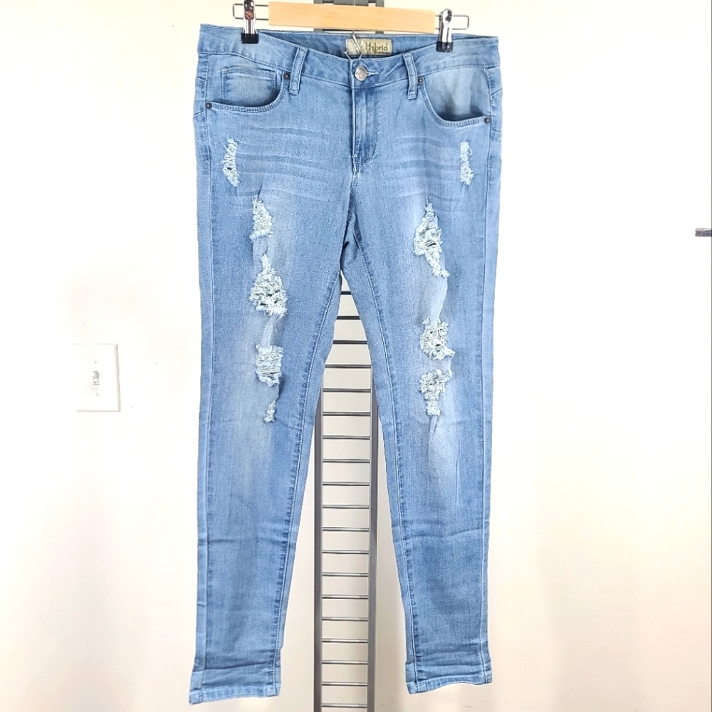 Distressed Skinny Jeans
